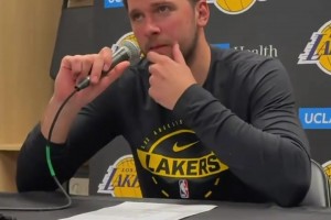 卢卡·东契奇谈及布朗尼：绝对比去年有很大进步，他今天表现出色